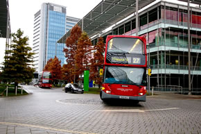 27 Bus at Chiswick Business Park